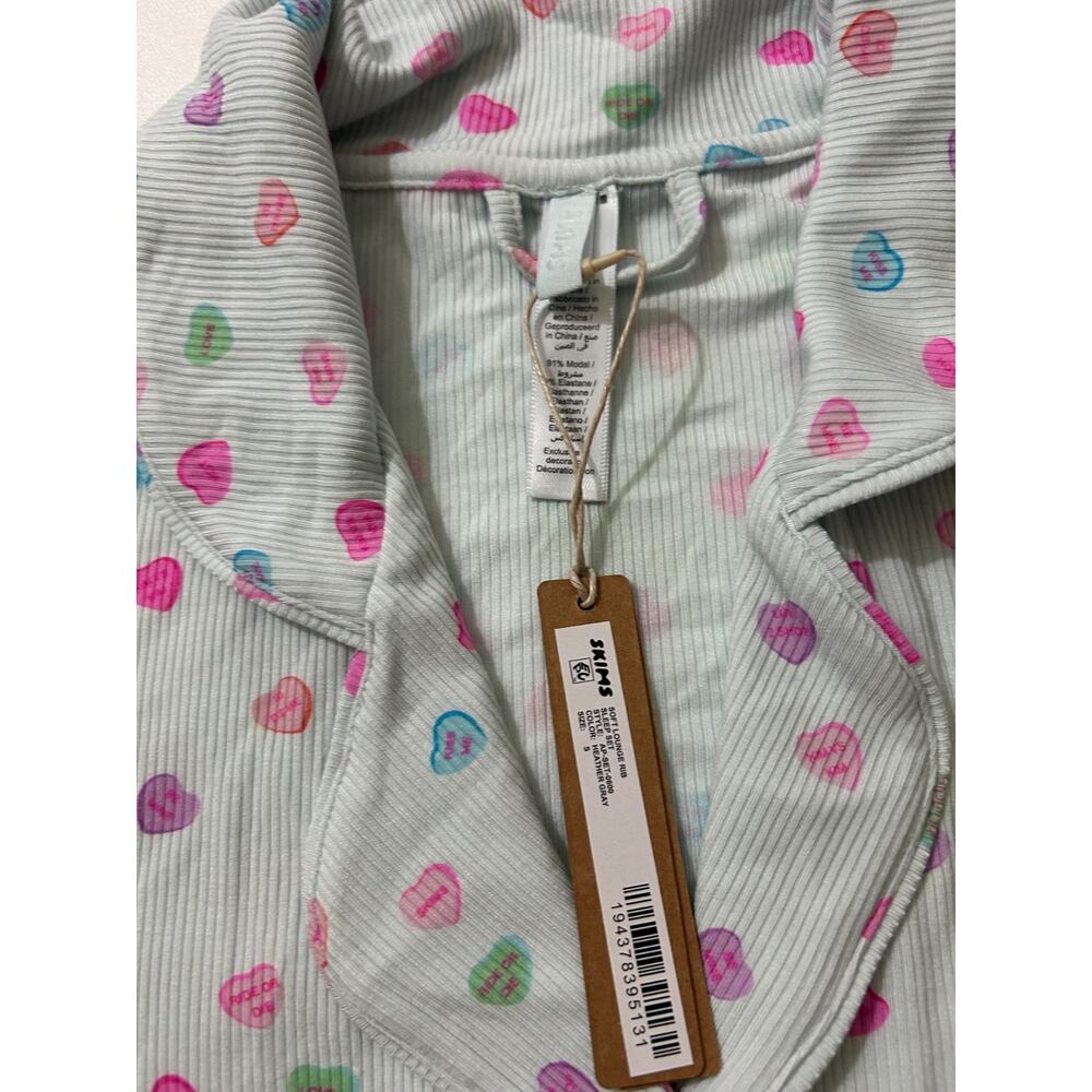 Skims NWT Women's Boyfriend Long Sleeve Pajama Top Cloud Candy Heart Size Small - Picture 3 of 7